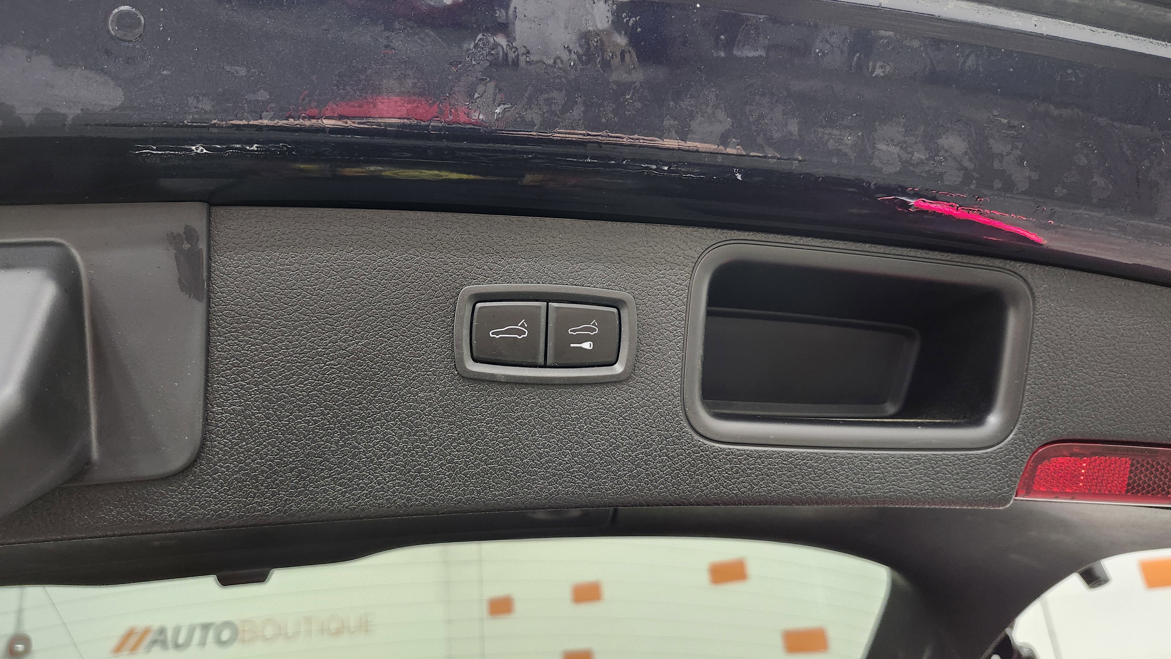 Used 2023 Porsche Macan S image 25