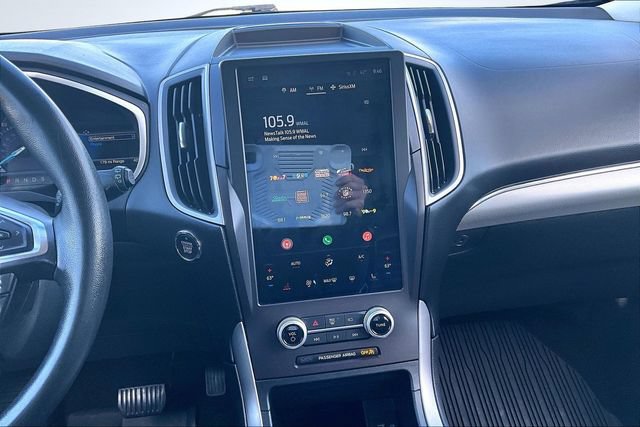 Used 2021 Ford Edge SEL AWD/4WD image 9