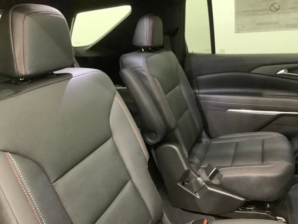 New 2026 Chevrolet Traverse Z71 w/ Enhanced Driving Package AWD/4WD image 34