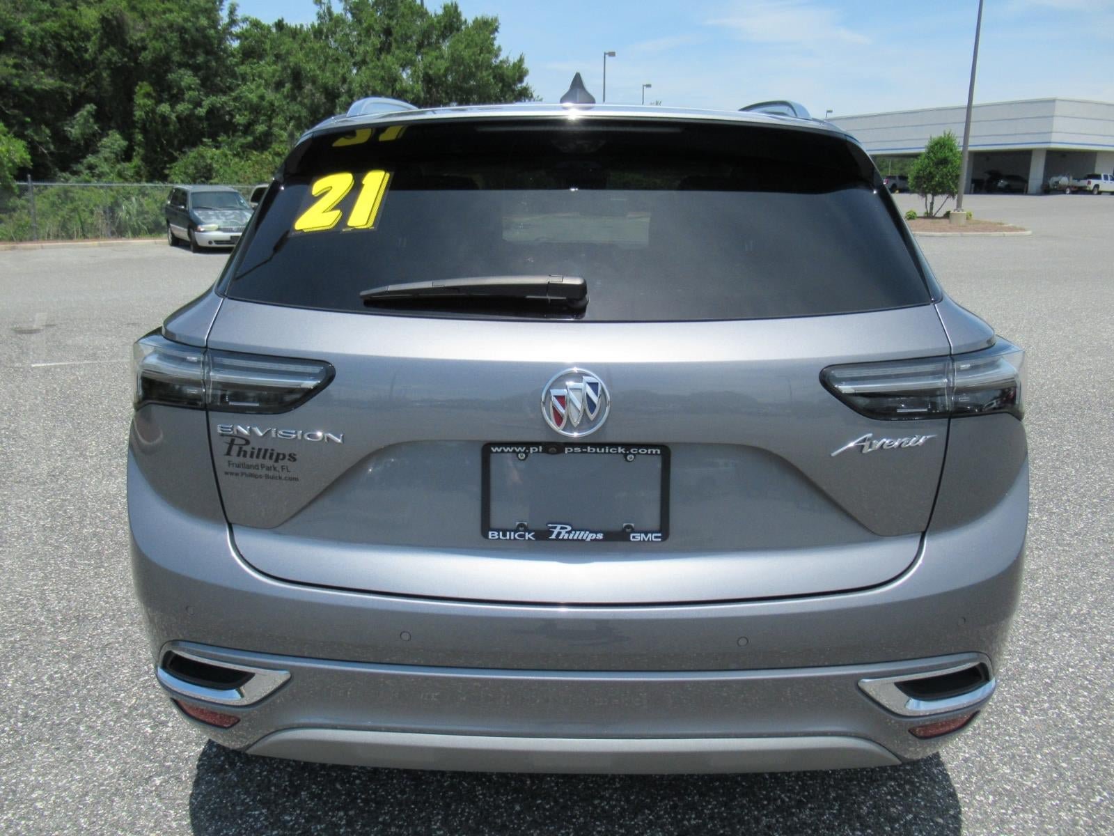 Used 2021 Buick Envision Avenir w/ Technology Package II FWD image 6