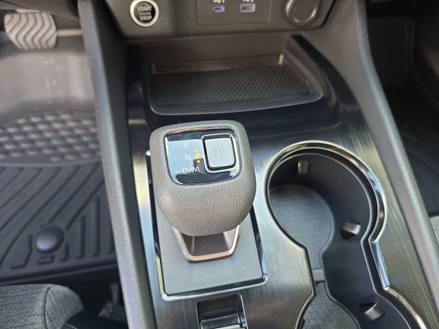 Used 2023 Nissan Rogue SV image 21