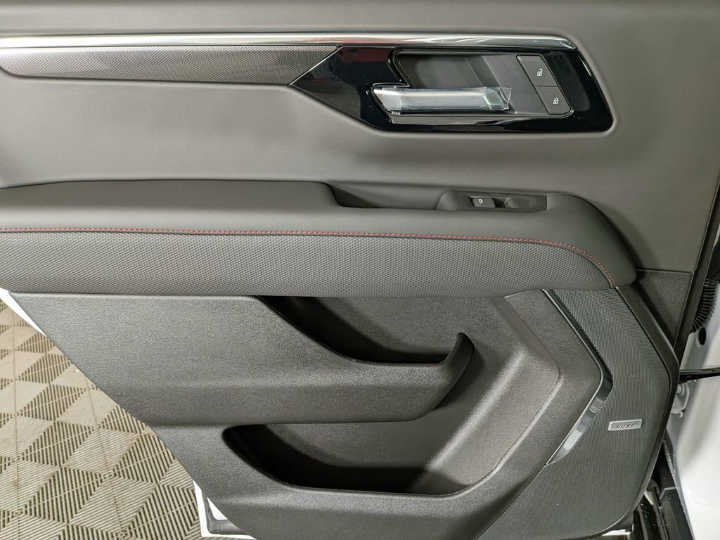 New 2026 Chevrolet Tahoe RST image 34