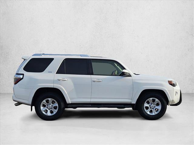 Used 2016 Toyota 4Runner SR5 image 4