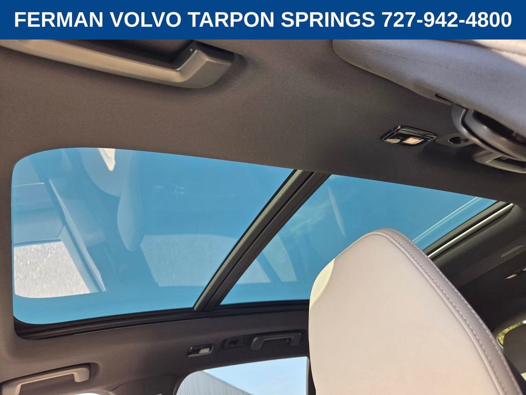 New 2026 Volvo XC90 B6 Plus w/ Protection Package Premier image 24