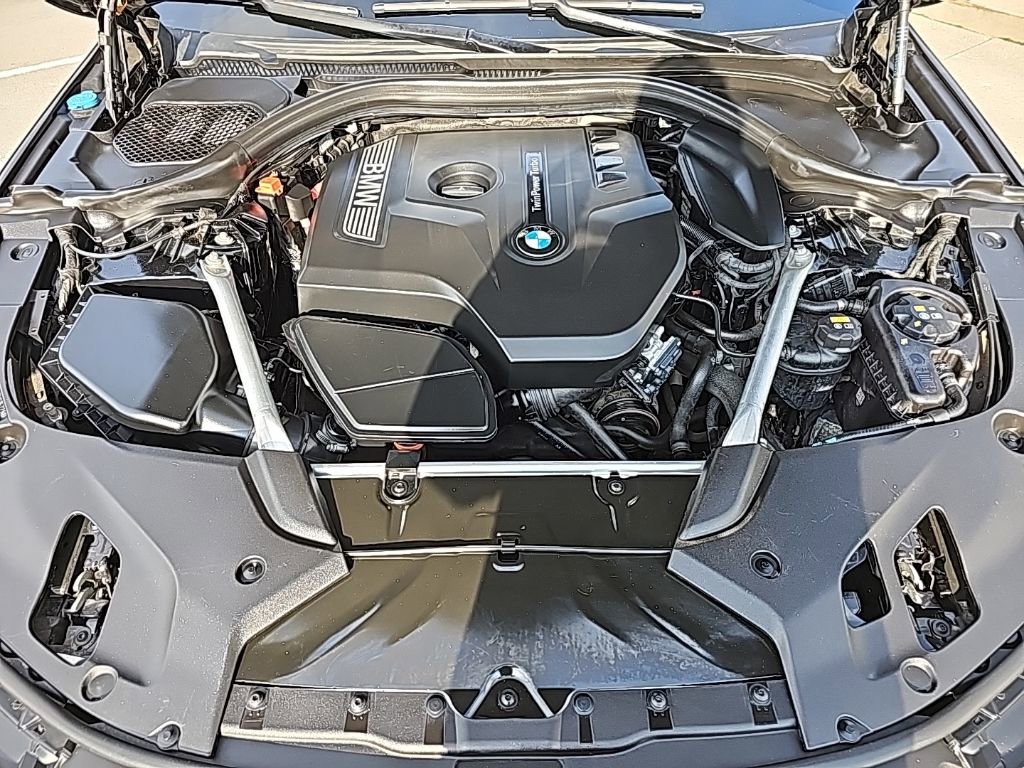 Used 2018 BMW 530i xDrive w/ Premium Package image 37