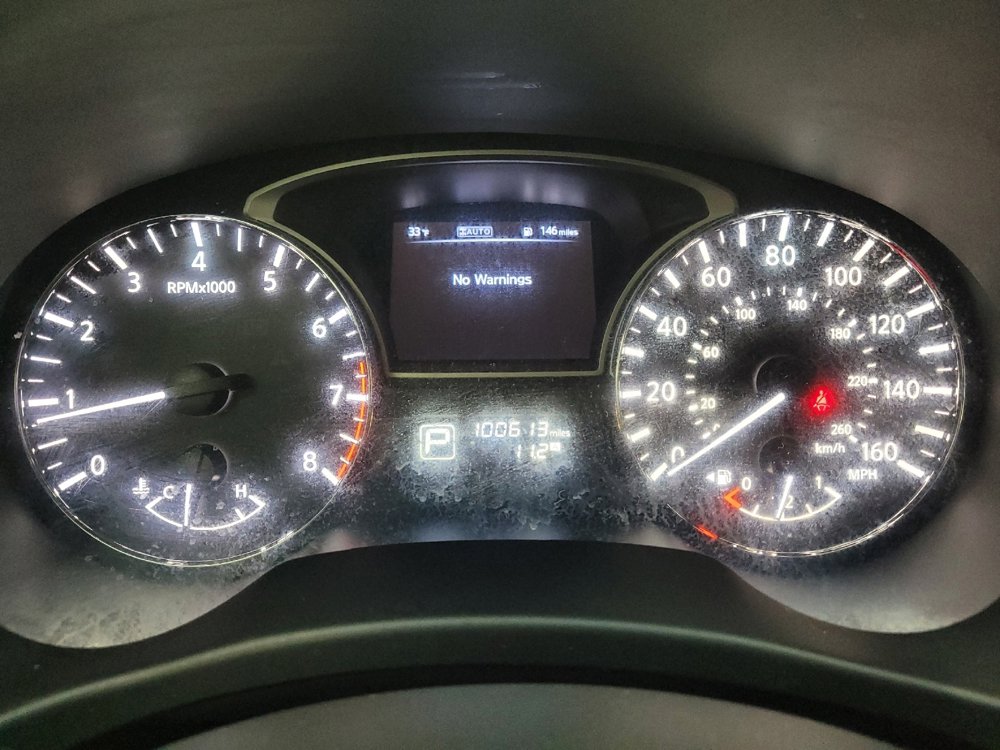 Used 2015 Nissan Pathfinder SV image 23