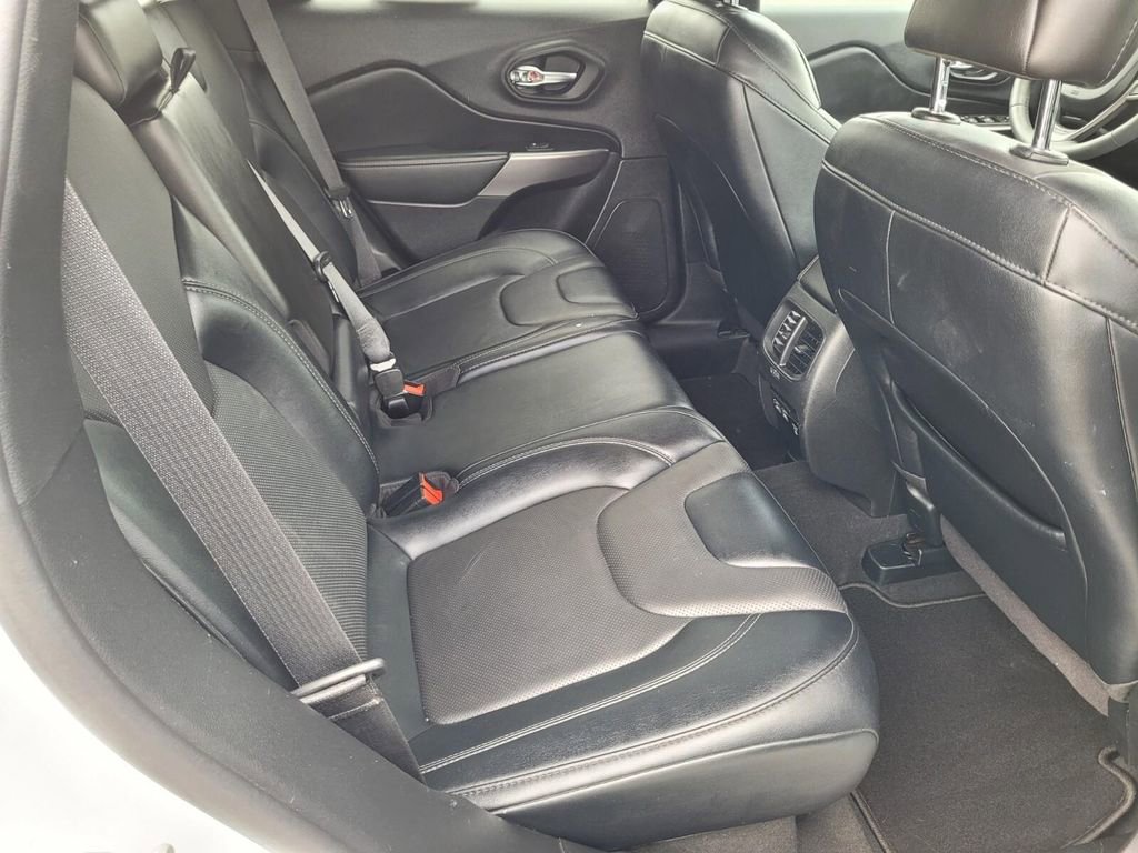 Used 2022 Jeep Cherokee Latitude Lux image 13