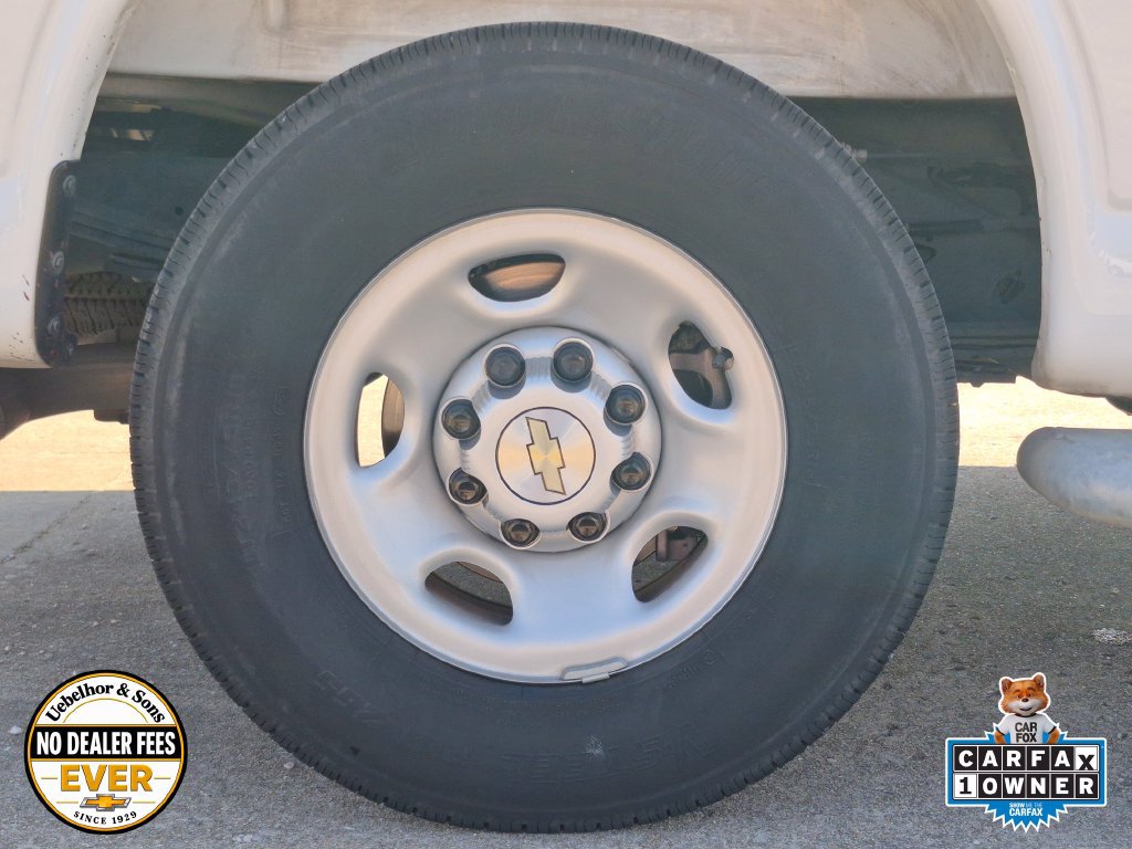 Certified 2025 Chevrolet Express 2500 w/ Driver Convenience Package RWD image 23