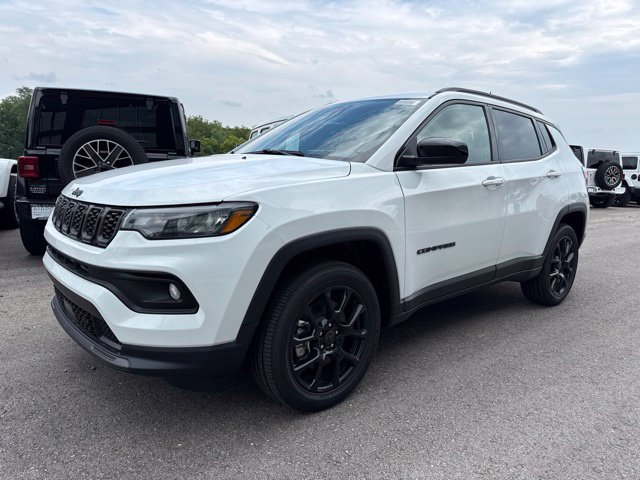 New 2026 Jeep Compass Latitude AWD/4WD image 8