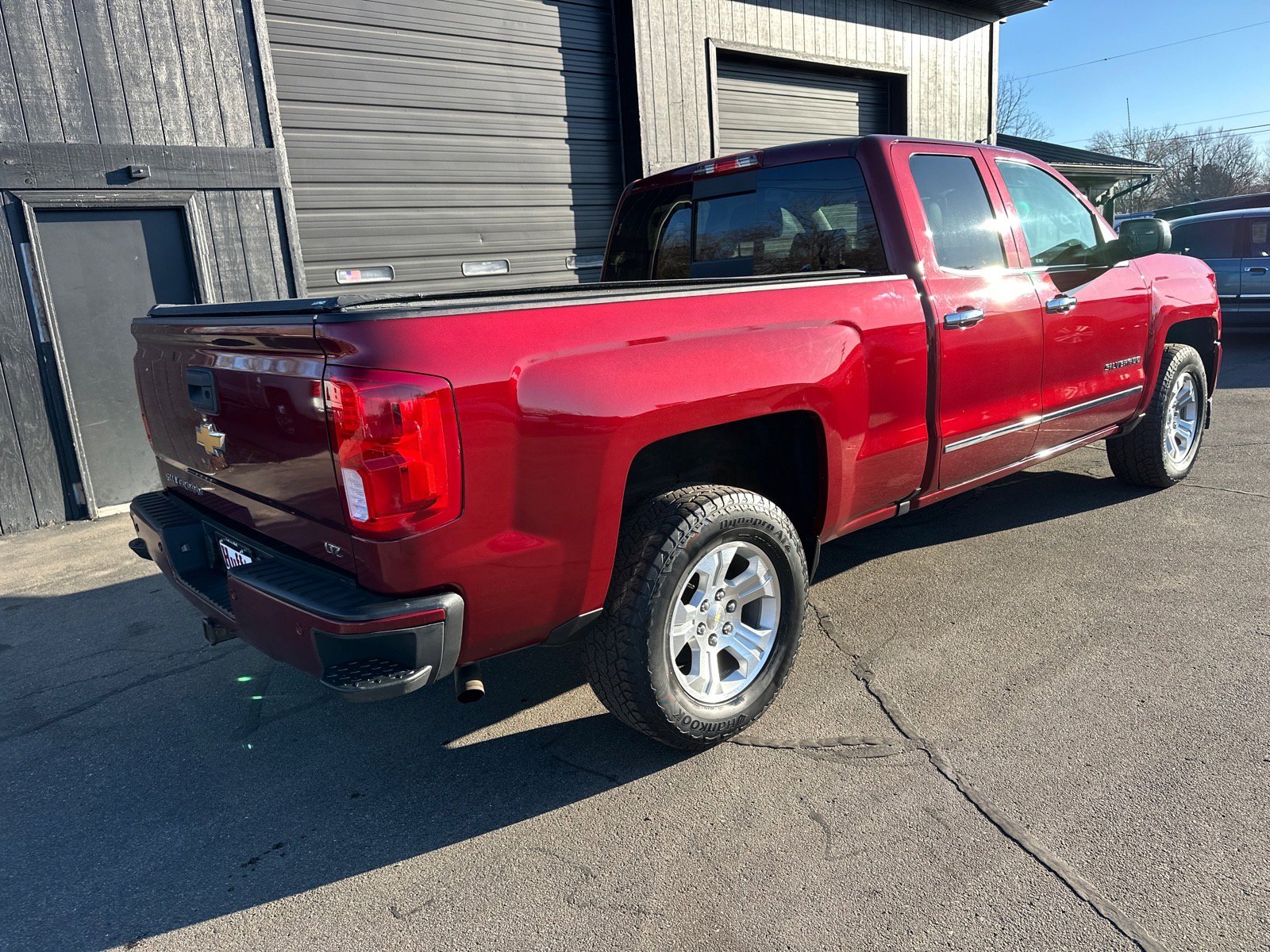 Used 2016 Chevrolet Silverado 1500 LTZ Z71 w/ LTZ Plus Package image 3