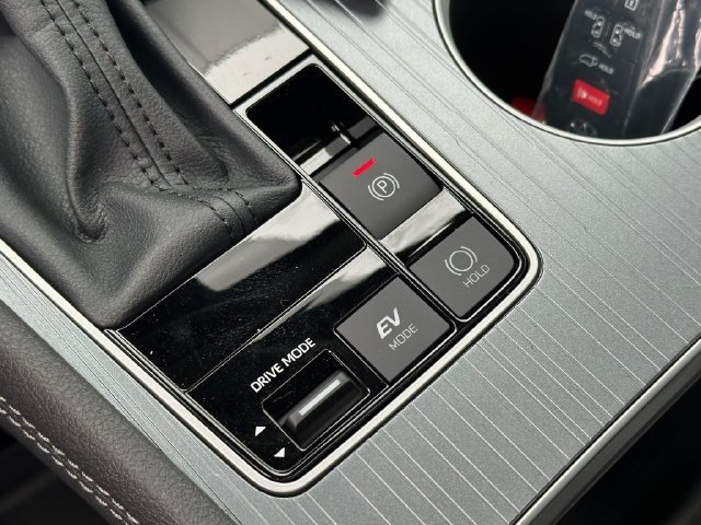 New 2026 Toyota Sienna XLE FWD image 22