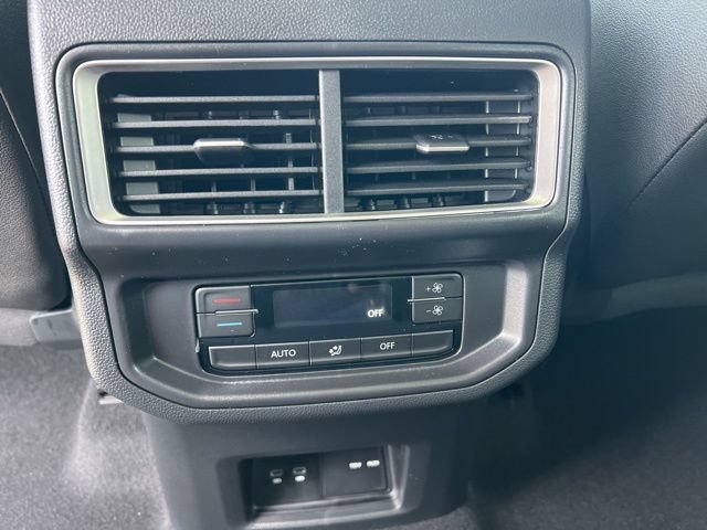 New 2026 Volkswagen Atlas Peak Edition AWD/4WD image 10