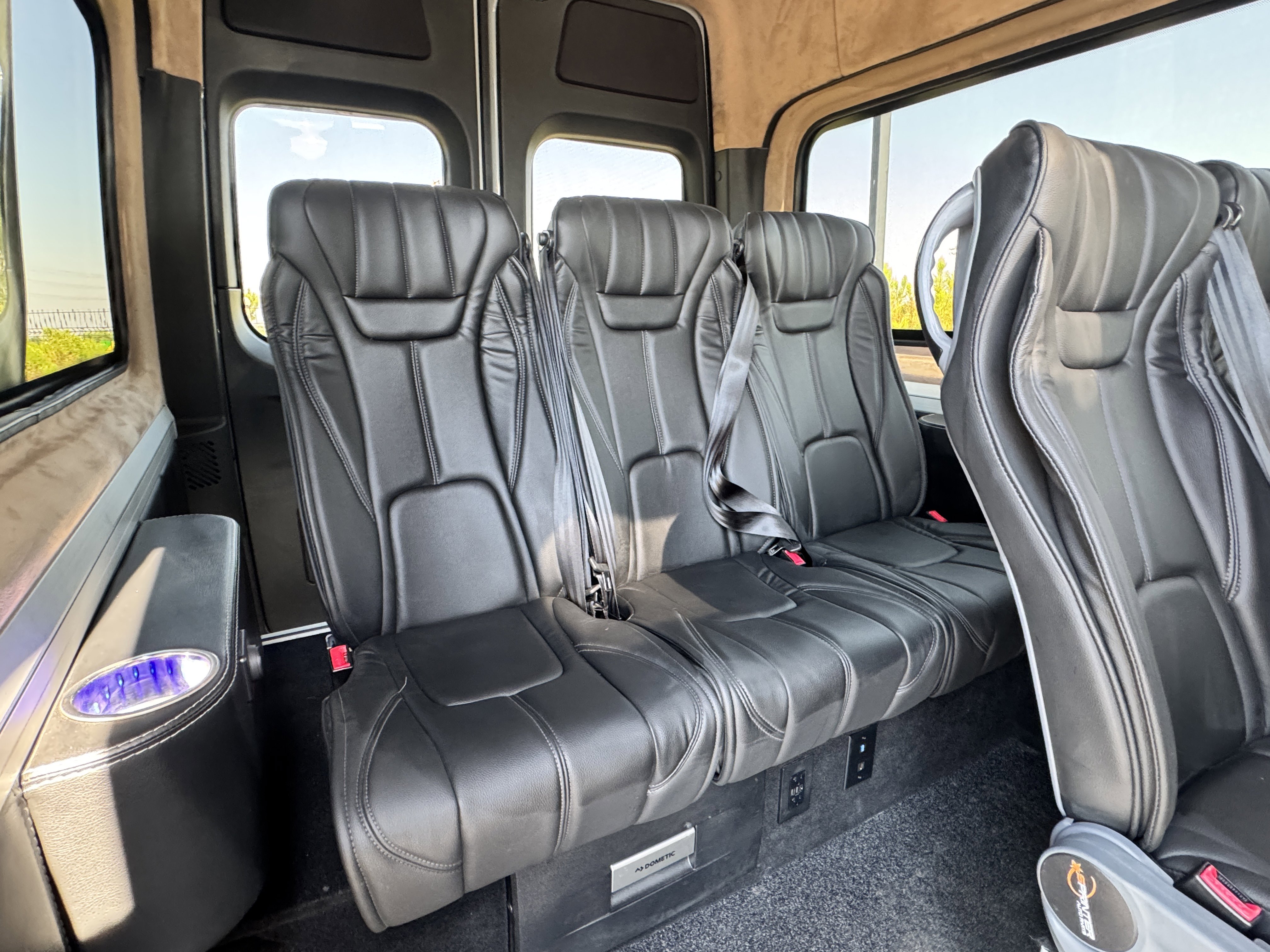 Used 2023 Mercedes-Benz Sprinter 2500 image 27