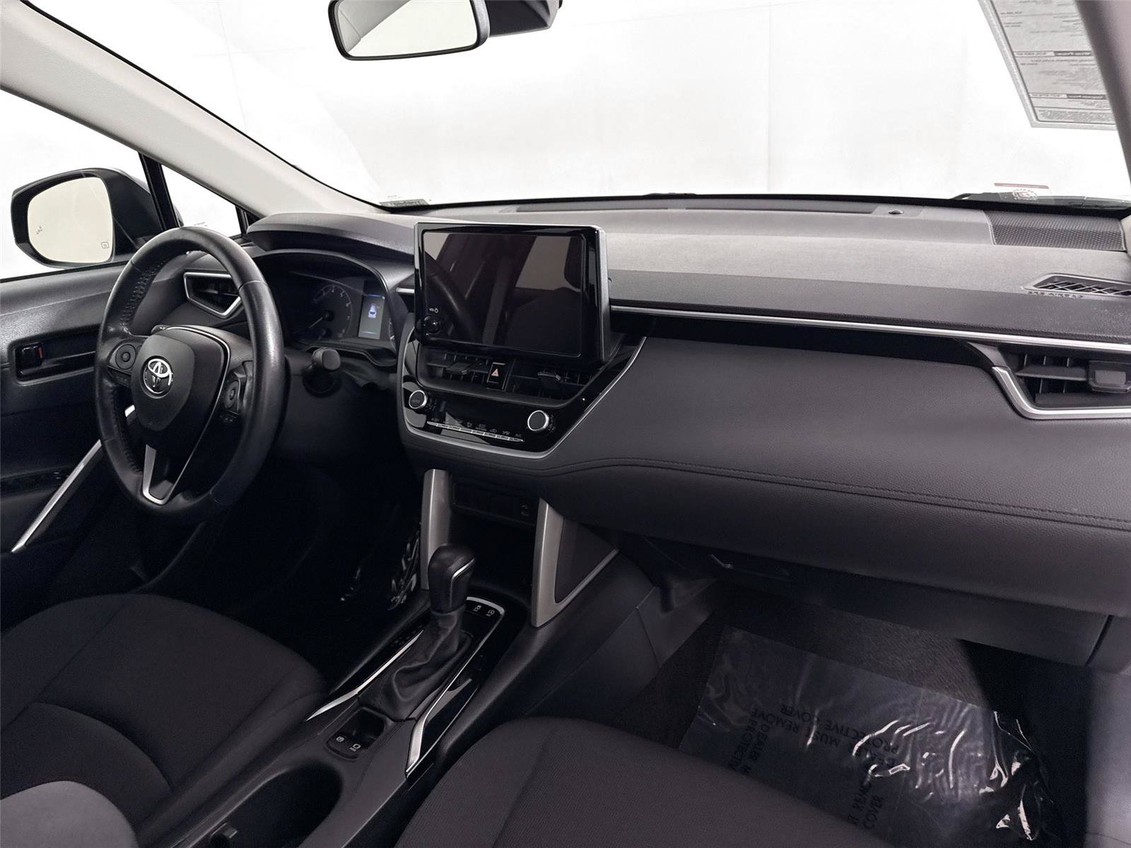 Certified 2023 Toyota Corolla Cross LE FWD image 42