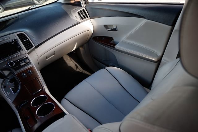 Used 2012 Toyota Venza XLE image 24