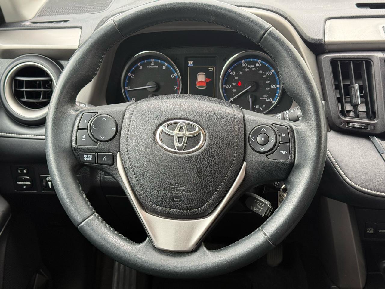 Used 2016 Toyota RAV4 XLE AWD/4WD image 23