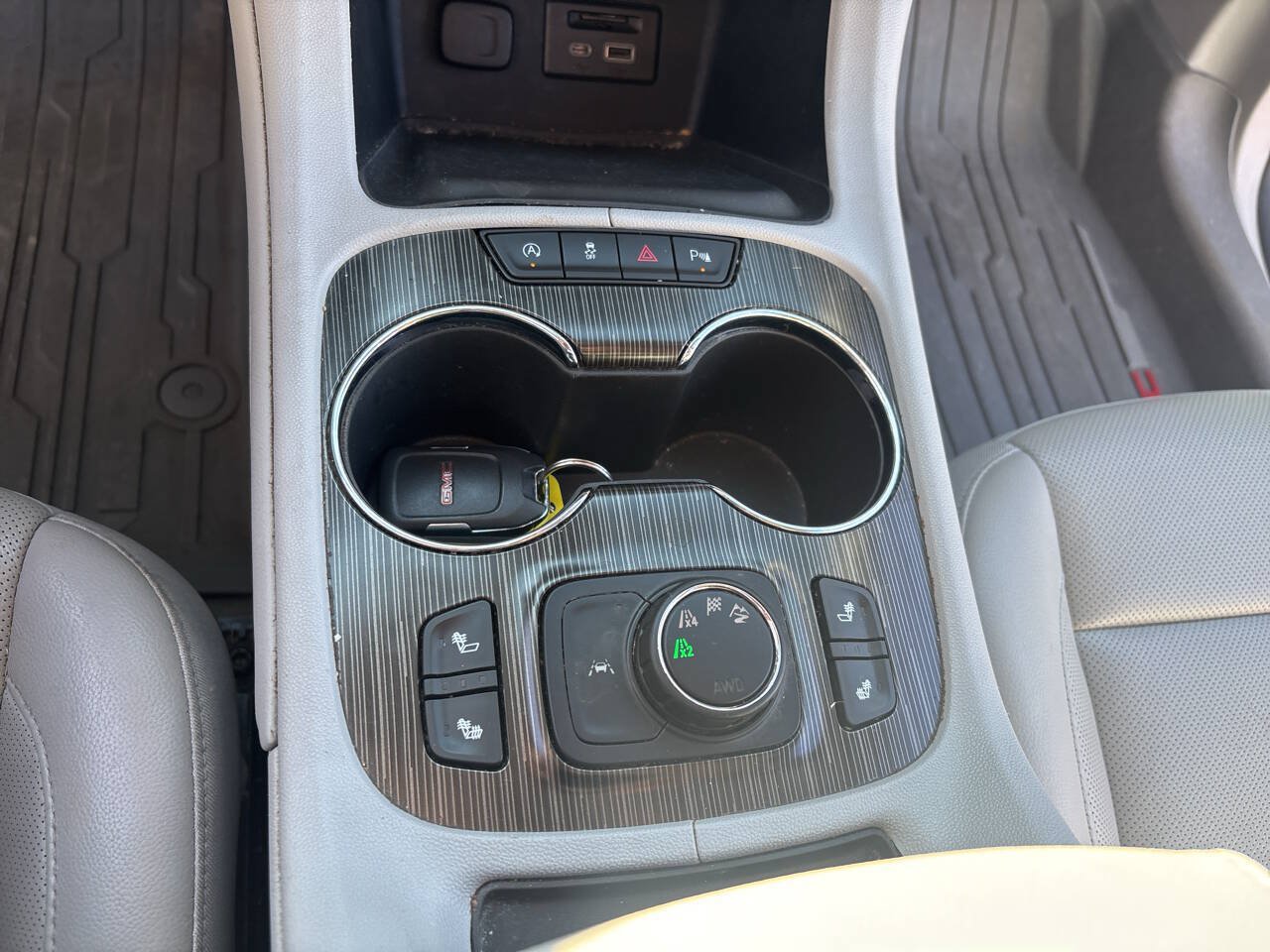 Used 2020 GMC Acadia SLT AWD/4WD image 14