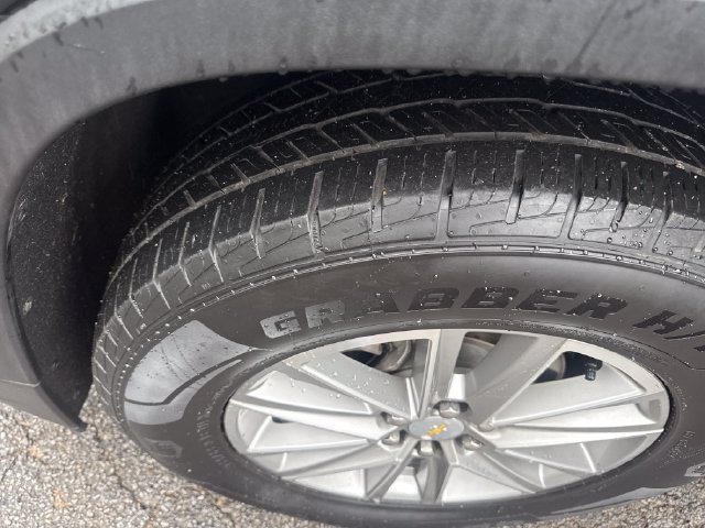 Used 2022 Chevrolet Traverse LT FWD image 25