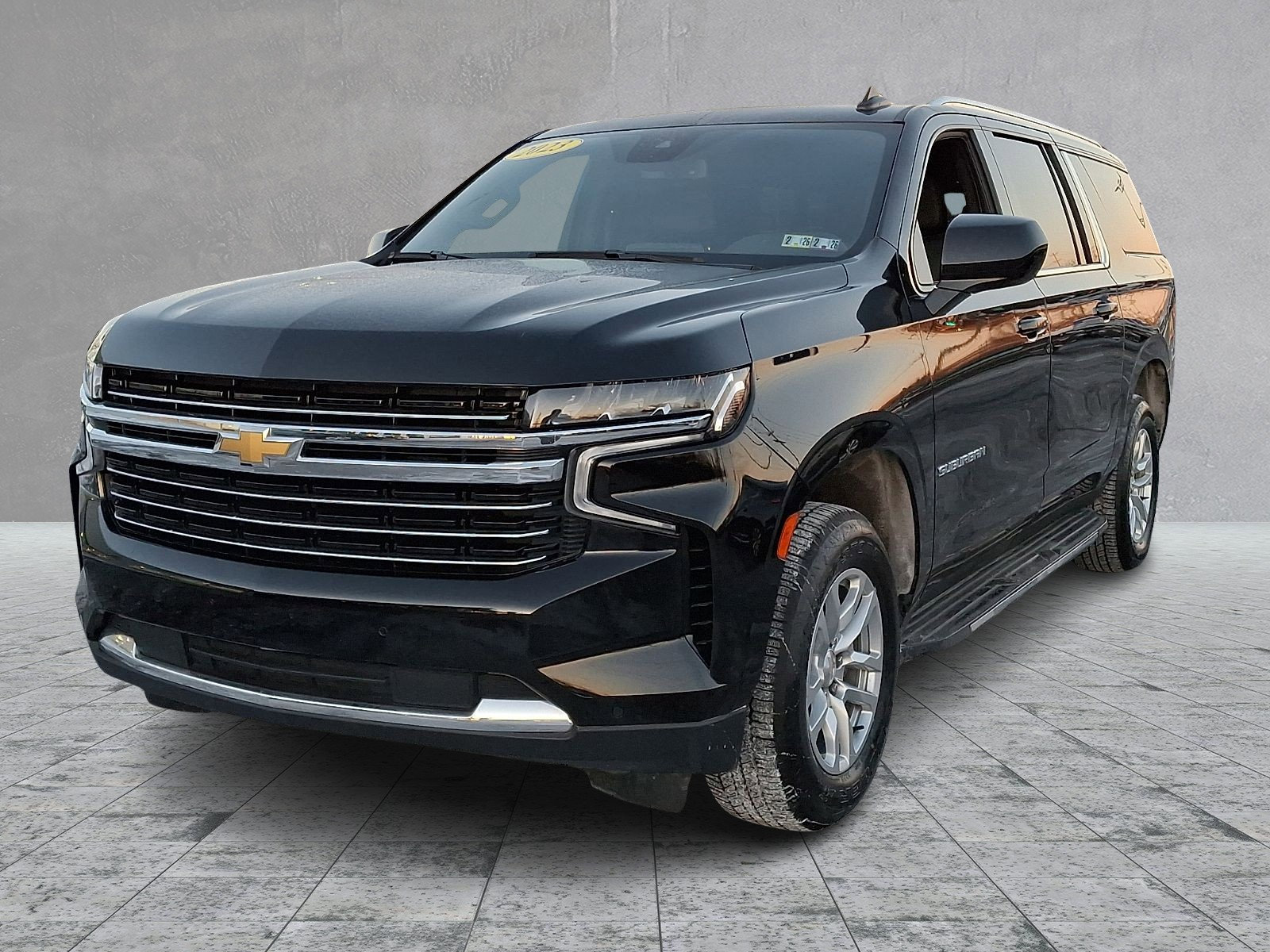 Used 2023 Chevrolet Suburban LT image 5