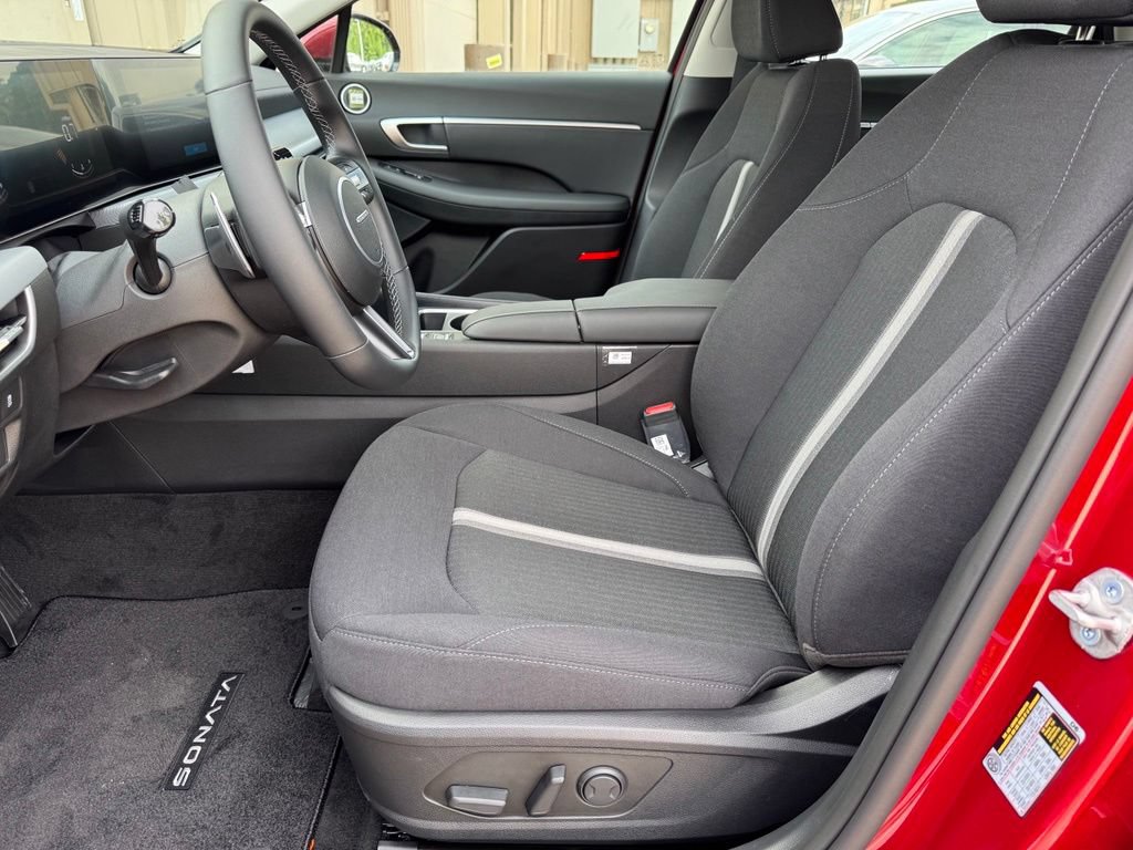 New 2026 Hyundai Sonata SEL FWD image 8