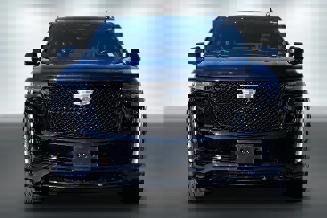 Used 2022 Cadillac Escalade ESV Sport Platinum w/ LPO, ONYX Package image 2