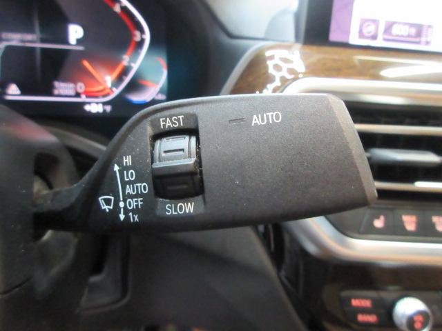 Used 2023 BMW X4 xDrive30i w/ Premium Package AWD/4WD image 25