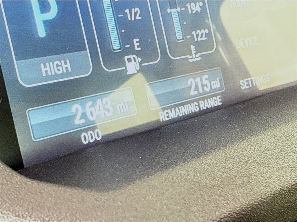 Used 2025 INEOS Grenadier Fieldmaster Edition image 12