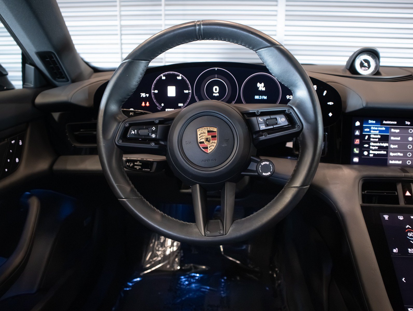 Certified 2023 Porsche Taycan RWD image 15