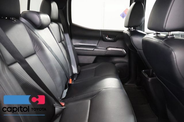 Certified 2023 Toyota Tacoma Limited AWD/4WD image 30