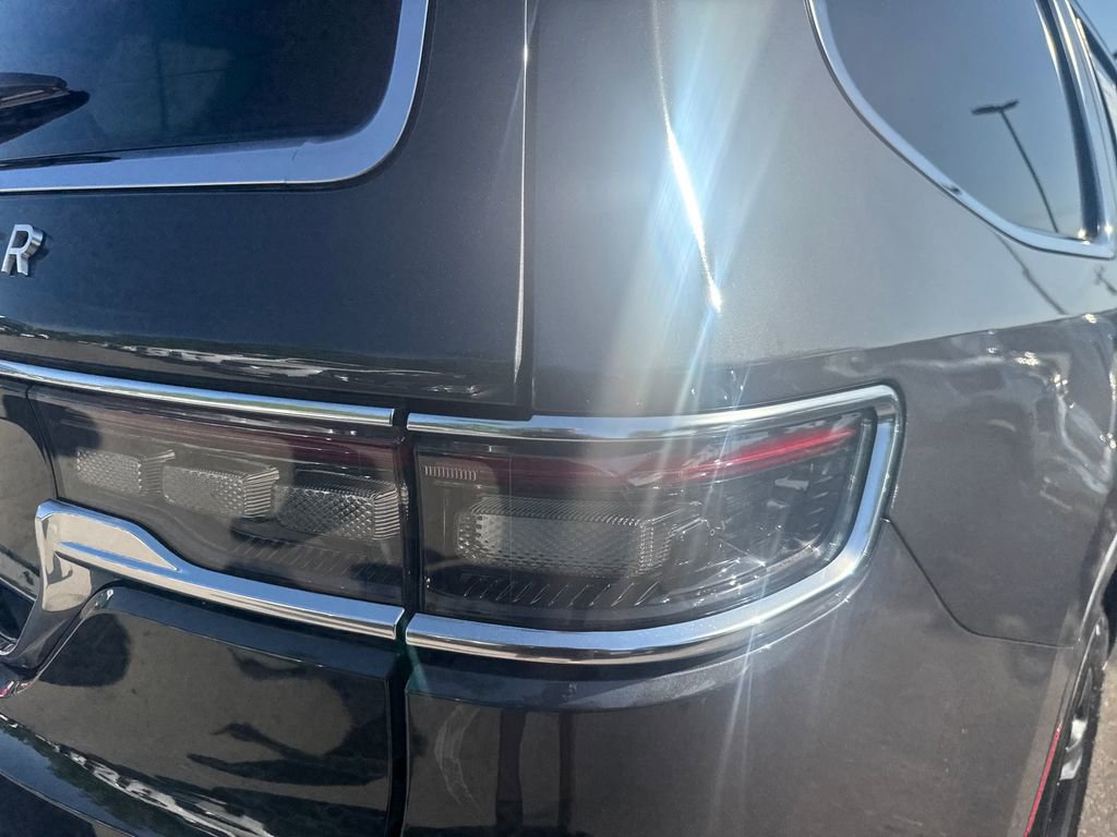 Used 2024 Jeep Grand Wagoneer Series I w/ HD Trailer Tow Package image 45