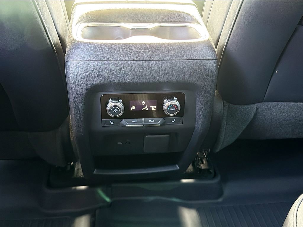 Used 2024 GMC Acadia Elevation w/ Luxury Package image 22