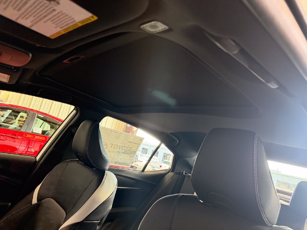 New 2026 Toyota Camry Hybrid FWD image 21