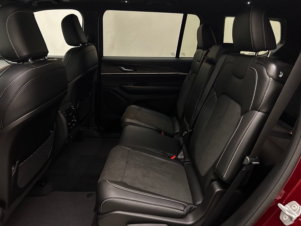 New 2026 Jeep Grand Cherokee L 4WD image 14