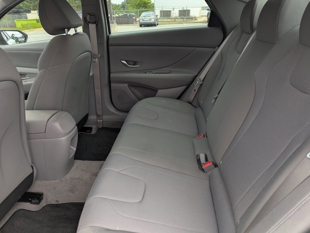 Certified 2026 Hyundai Elantra SE w/ Cargo Package FWD image 24