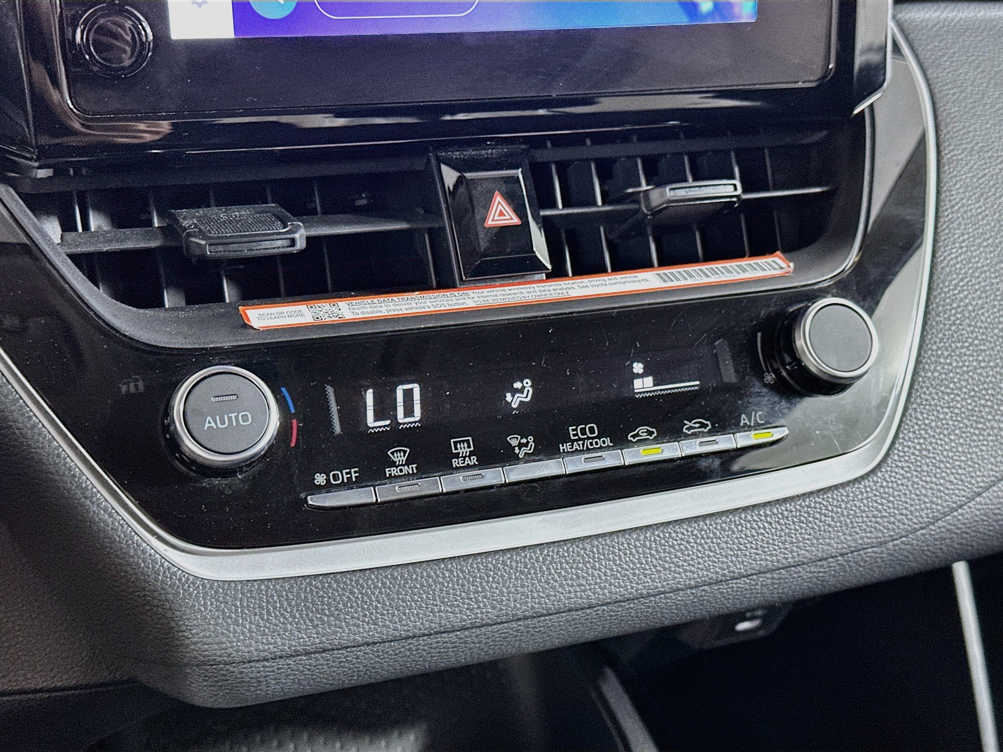 Used 2025 Toyota Corolla LE FWD image 24