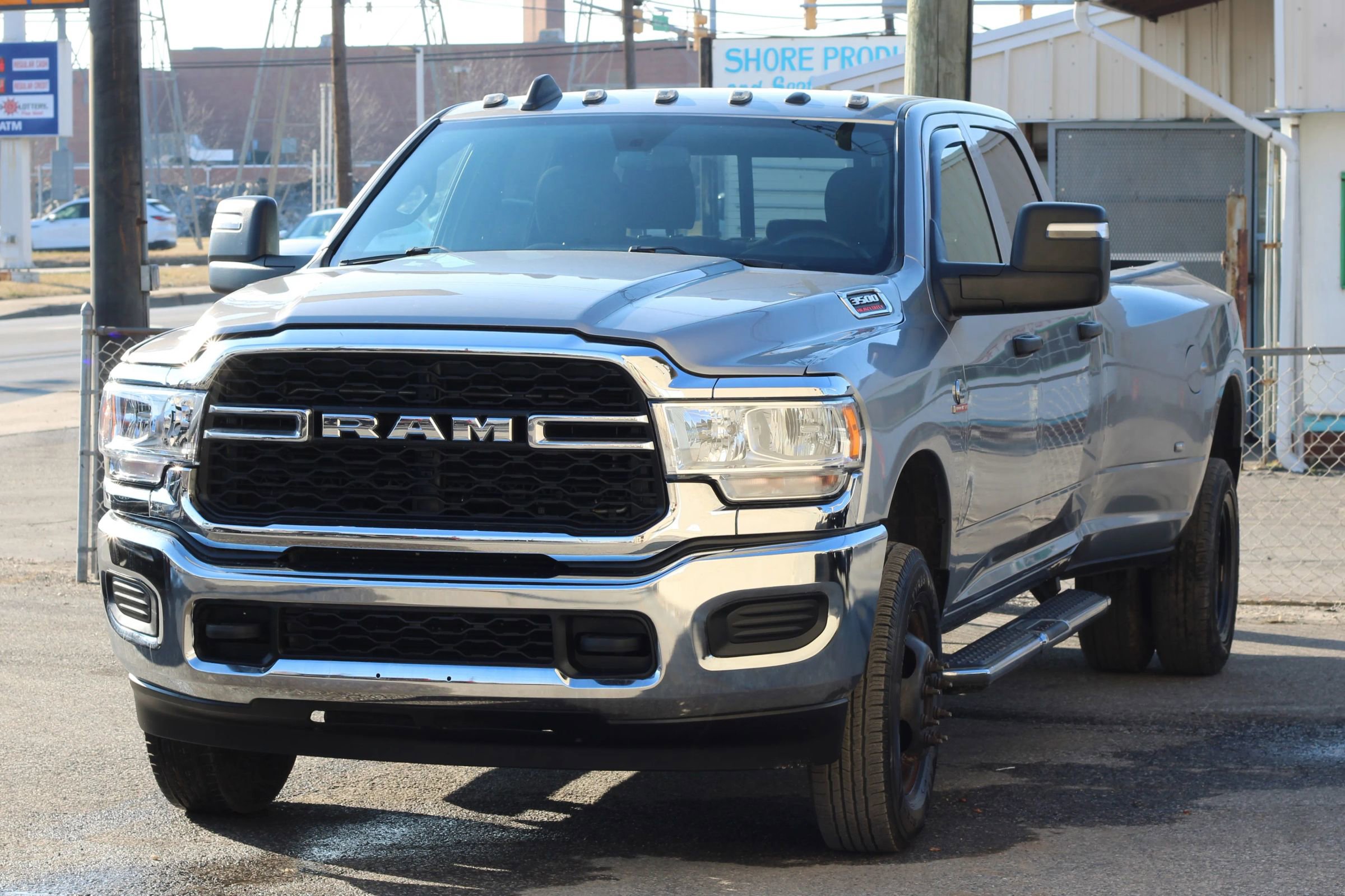 Used 2024 RAM 3500 Tradesman w/ Chrome Appearance Group AWD/4WD image 3