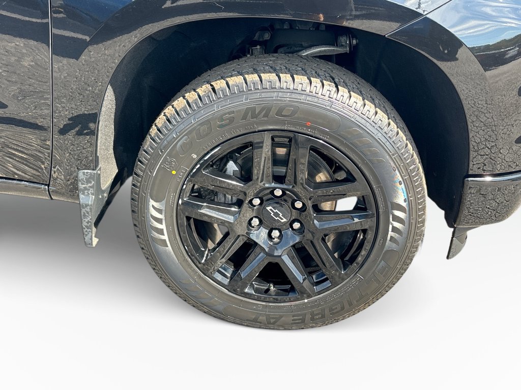 Used 2022 Chevrolet Silverado 1500 Custom AWD/4WD image 11