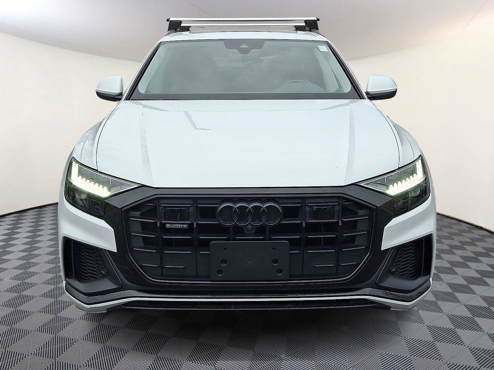 Used 2021 Audi Q8 Premium Plus w/ Premium Plus Package image 2