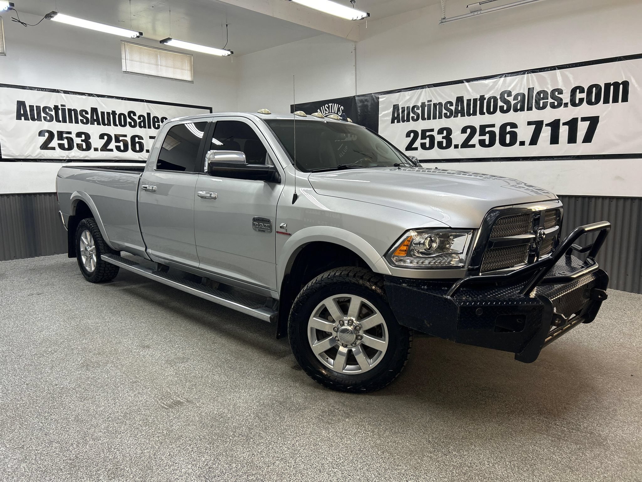 Used 2015 RAM 3500 Laramie Longhorn w/ Convenience Group AWD/4WD image 1