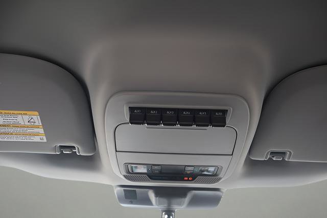 New 2026 Ford F250 XL w/ XL Chrome Package image 22