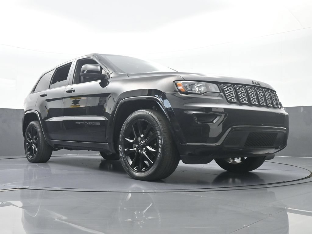 Used 2020 Jeep Grand Cherokee Altitude RWD image 63