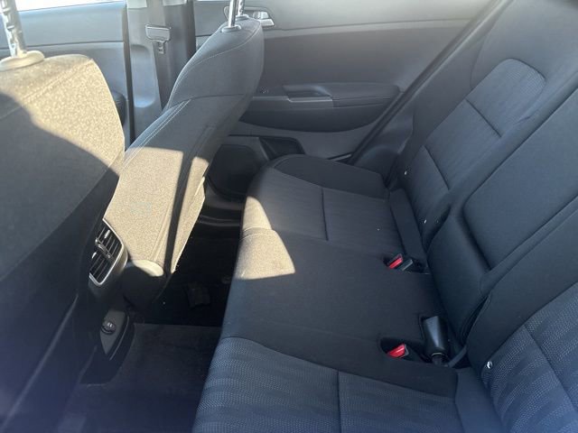 Used 2021 Kia Sportage LX image 9