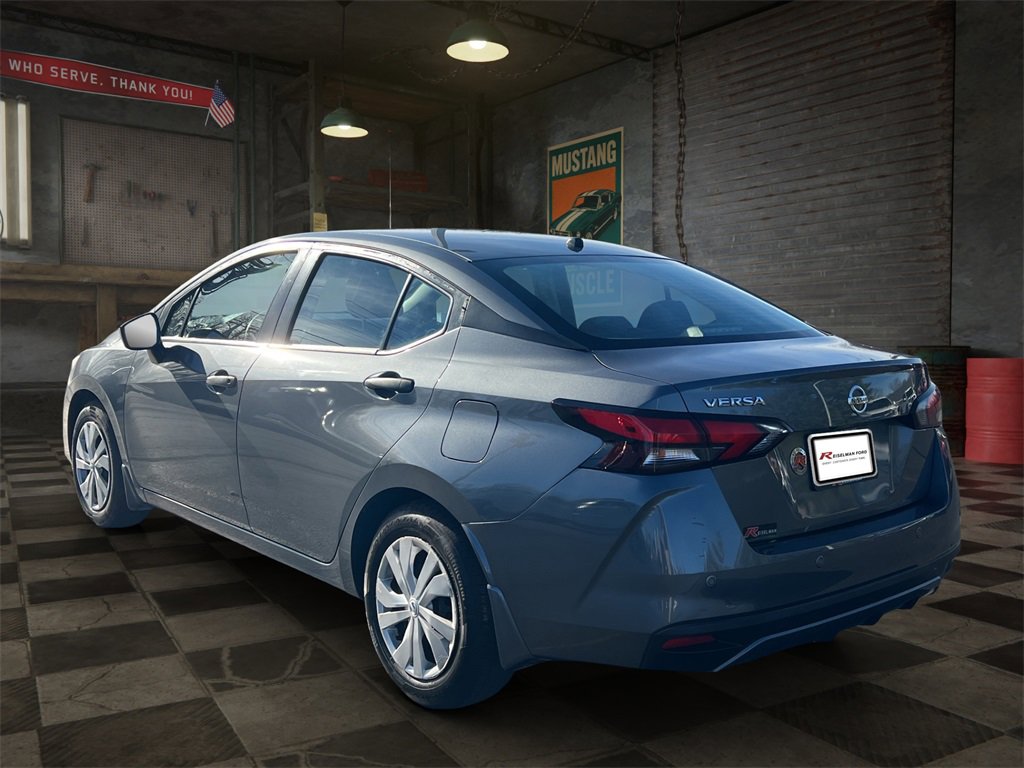 Used 2022 Nissan Versa S image 29