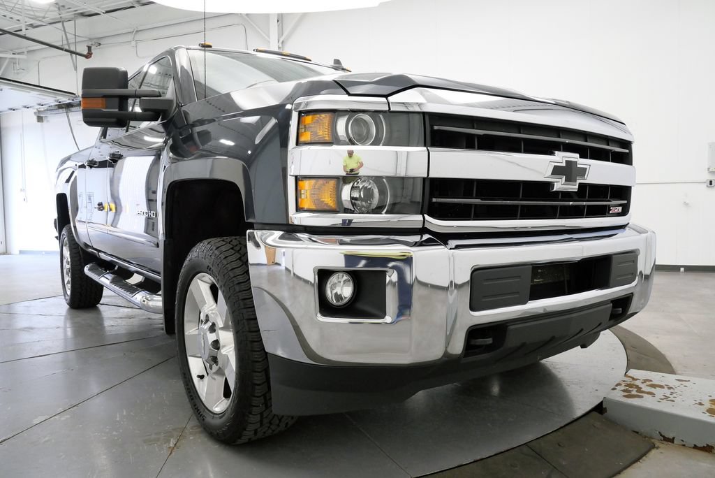 Used 2018 Chevrolet Silverado 2500 LT w/ All Star Edition AWD/4WD image 38