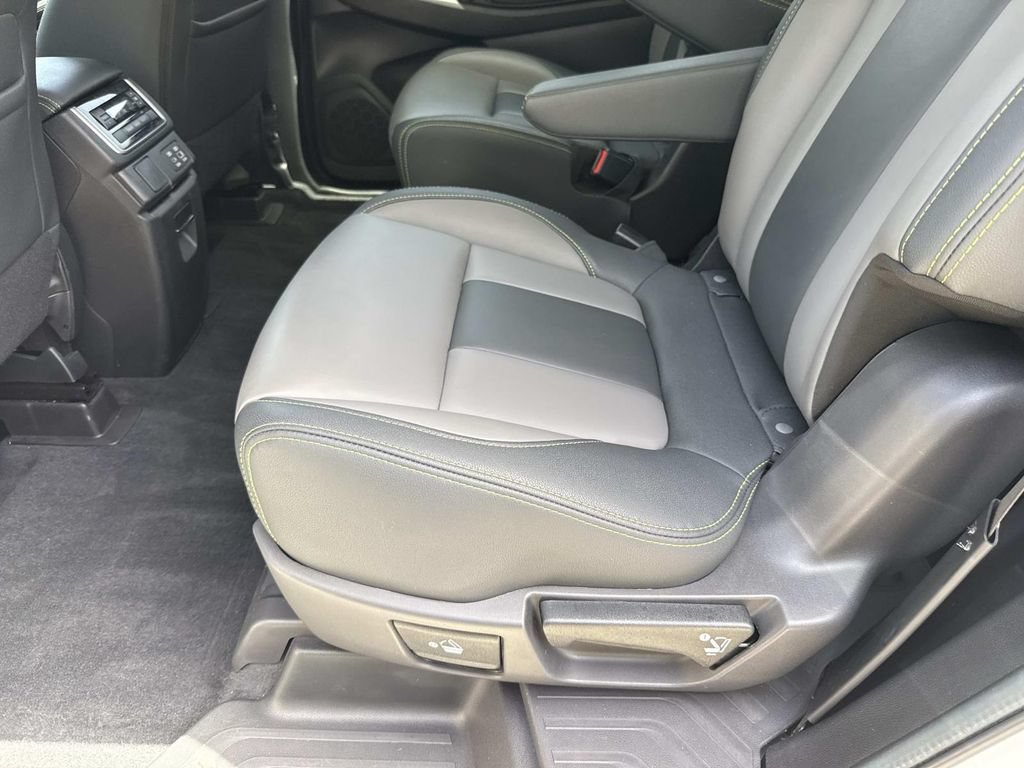Used 2023 Subaru Ascent Onyx Edition AWD/4WD image 15
