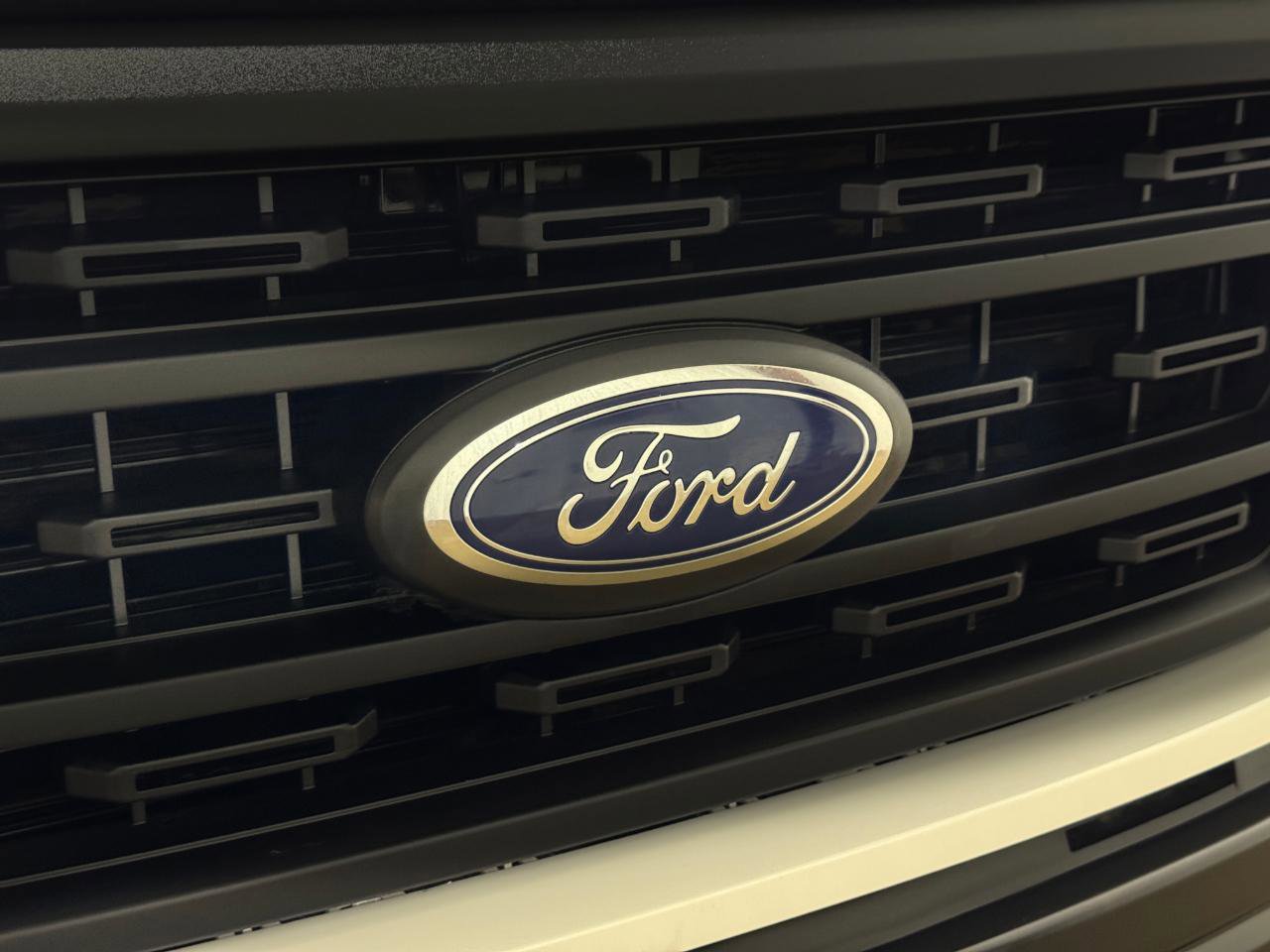Used 2023 Ford F150 XL image 49