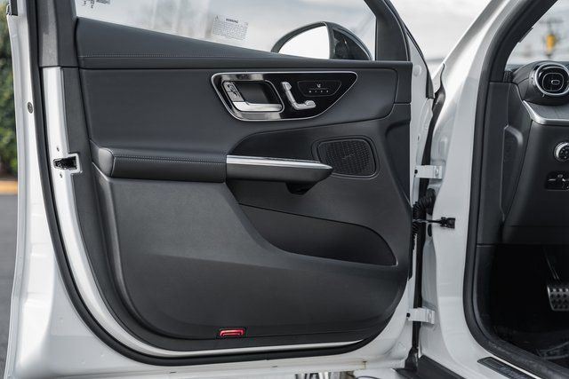 New 2026 Mercedes-Benz GLC 300 4MATIC image 32