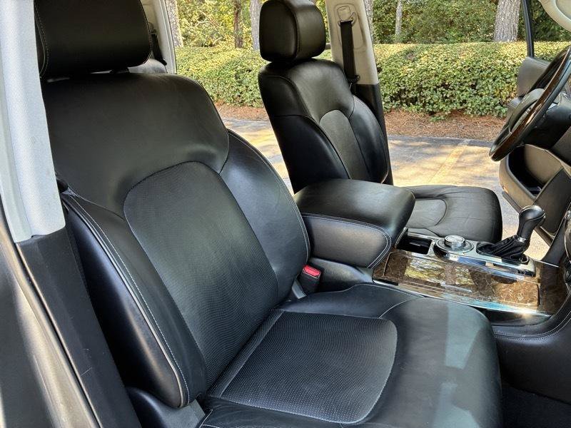 Used 2017 INFINITI QX80 4WD image 24