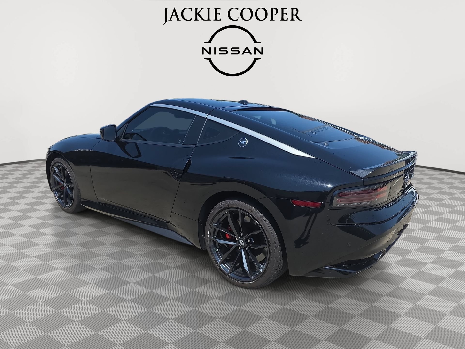 Used 2025 Nissan Z Performance w/ Floor Mat Package RWD image 7