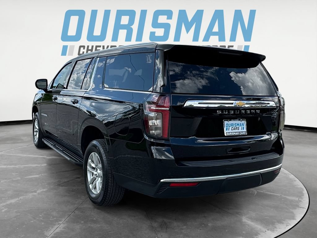 Used 2023 Chevrolet Suburban LS w/ Driver Alert Package AWD/4WD image 4